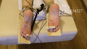 图片[10]-【又辰】FootTorture-Heat, Needle, and Electricity-触乐TKee