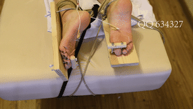 图片[11]-【又辰】FootTorture-Heat, Needle, and Electricity-触乐TKee